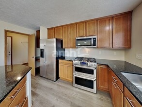 180 Shaleridge Dr in Pataskala, OH - Building Photo - Building Photo