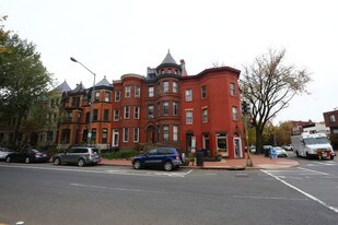1101 E Capitol St SE in Washington, DC - Building Photo