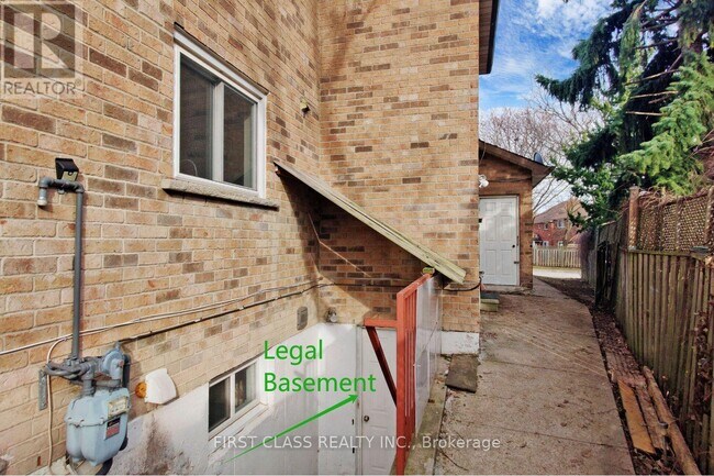 1257 Ironwood Ct in Mississauga, ON - Building Photo - Building Photo