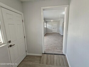 2921 Mansion Rd in Jacksonville, FL - Building Photo - Building Photo