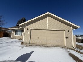 4541 Dinosaur Ct in Greeley, CO - Building Photo