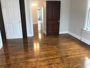 25 S Locust St, Unit 2 in Hagerstown, MD - Building Photo - Building Photo