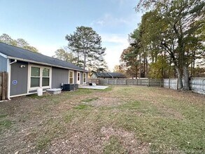 3305 Hunting Bay Dr in Spring Lake, NC - Building Photo - Building Photo