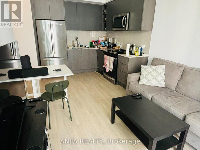 50 Dunfield Ave in Toronto, ON - Building Photo - Building Photo