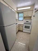 675 SW 7th Ave in Miami, FL - Foto de edificio - Building Photo