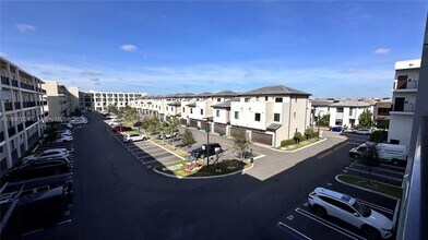 8301 NW 41st St in Doral, FL - Building Photo - Building Photo