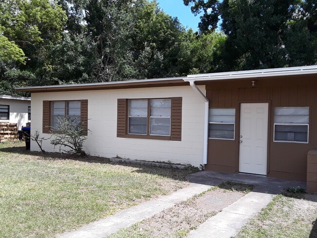 property at 1710 Rose Blvd