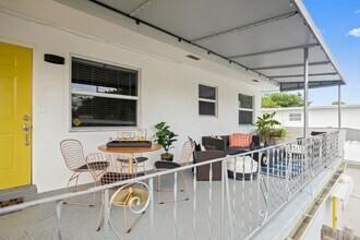 3670 NE 6th Ave, Unit 3670 in Oakland Park, FL - Foto de edificio - Building Photo