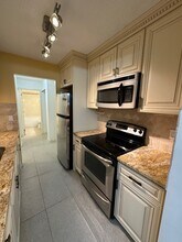 819-84a 4a St NE in Calgary, AB - Building Photo - Building Photo