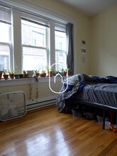 872 Huntington Ave, Unit 8 in Boston, MA - Foto de edificio - Building Photo