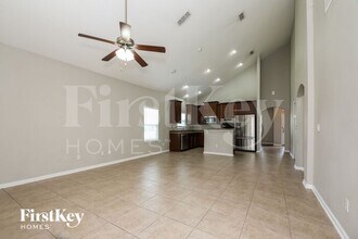 16312 Tisons Blf Rd in Jacksonville, FL - Building Photo - Building Photo