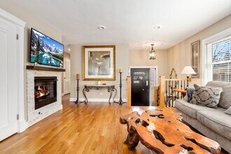 2936 Warbler Pl in Highland Park, IL - Building Photo - Building Photo