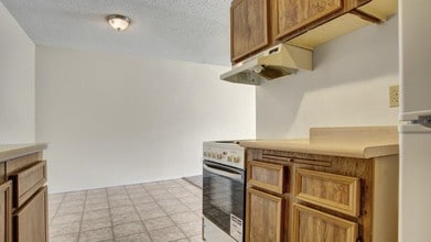 Woodsmere in Prince Albert, SK - Building Photo - Interior Photo