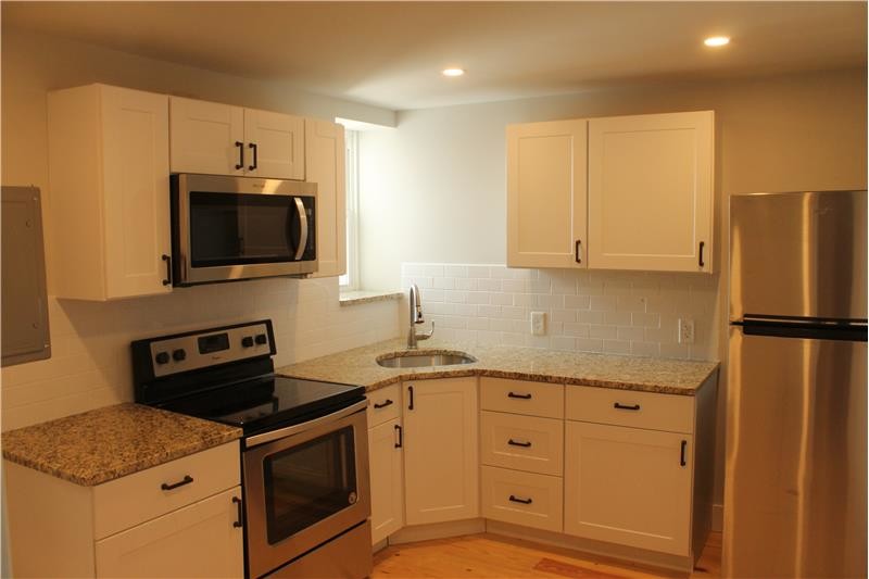 4928 Kingsessing Ave-Unit -3 in Philadelphia, PA - Building Photo