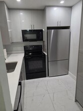 4163 NW 90th Ave, Unit 202 in Coral Springs, FL - Building Photo - Building Photo