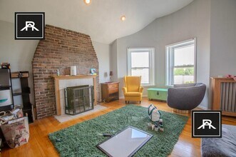 156 Harvard St in Brookline, MA - Building Photo - Building Photo