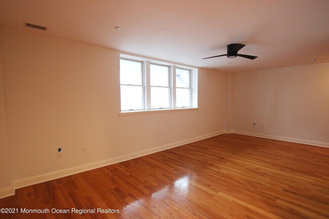 1003 Bond St-Unit -2 in Asbury Park, NJ - Building Photo - Building Photo