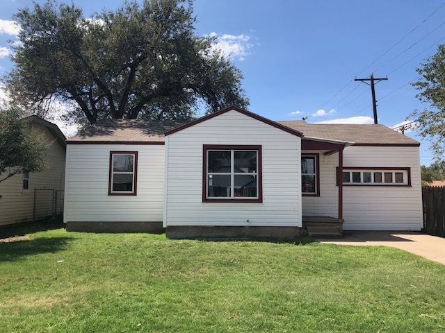 property at 800 S Alabama St