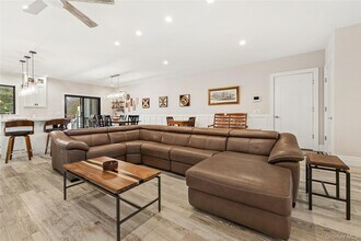 55 S Phillips Ave in Speonk, NY - Building Photo - Building Photo