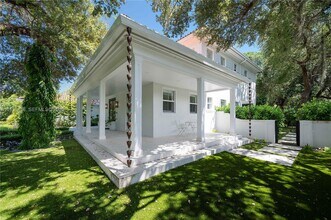 680 Destacada Ave in Coral Gables, FL - Building Photo - Building Photo