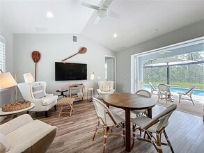 10220 South Bay Lake Rd in Groveland, FL - Building Photo - Building Photo