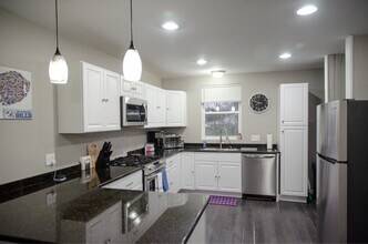 22 E Garfield St in Lancaster, NY - Foto de edificio - Building Photo