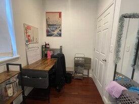 734 Sansom St, Unit #400