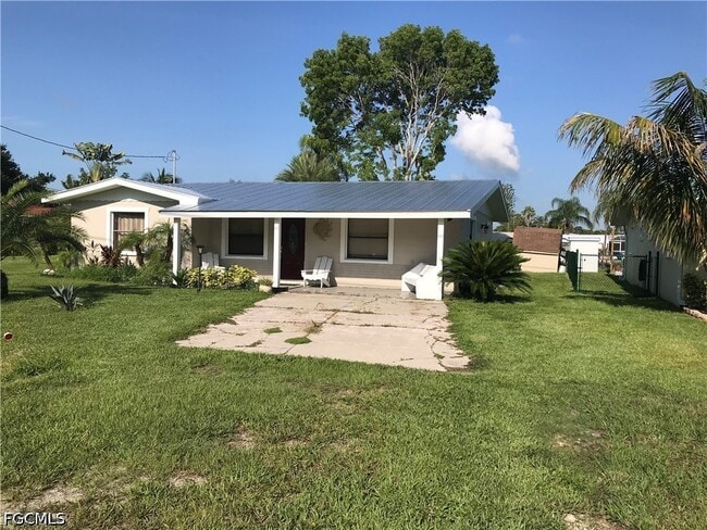 property at 2143 W Tobago Cir