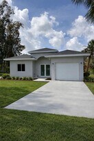 2007 N 49th St in Fort Pierce, FL - Building Photo