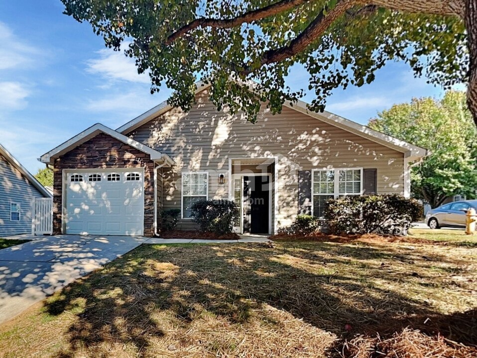 101 Charlotte Ct in Winston-Salem, NC - Building Photo