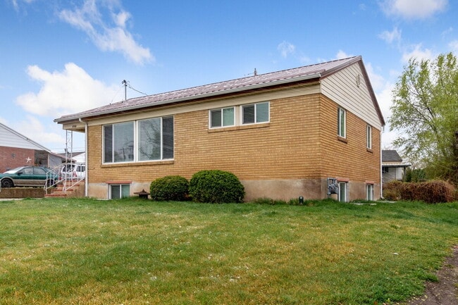 property at 135 W 4625 S