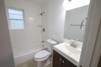 427 Daniel St in Richardson, TX - Building Photo - Building Photo