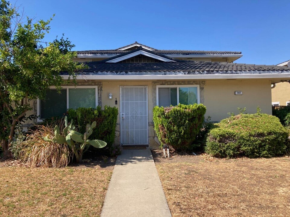 787 Delaware Ave in San Jose, CA - Building Photo