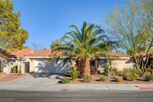 2302 Fairbourne Way in Henderson, NV - Building Photo