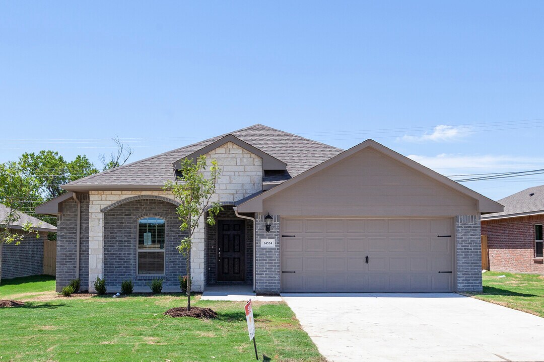 1308 E Baltimore Ave in Fort Worth, TX - Building Photo