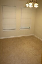 9846 Sagepike Dr in Houston, TX - Foto de edificio - Building Photo