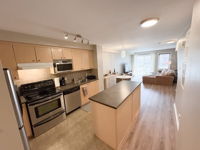 property at 710 Reardon Pvt