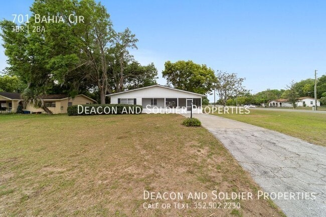 property at 701 Bahia Cir