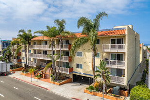 1707 Pacific Coast Hwy Apartments