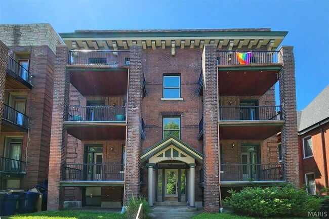 property at 3656 Shaw Blvd