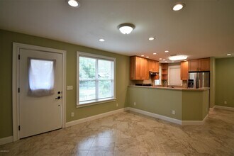 3843 Valencia Rd in Jacksonville, FL - Building Photo - Building Photo