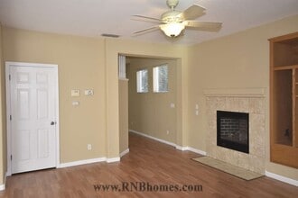 12 Amarillo Ct in Sacramento, CA - Building Photo - Building Photo