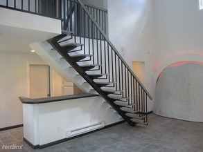 11 Day Rd in Cornwall, CT - Building Photo - Building Photo