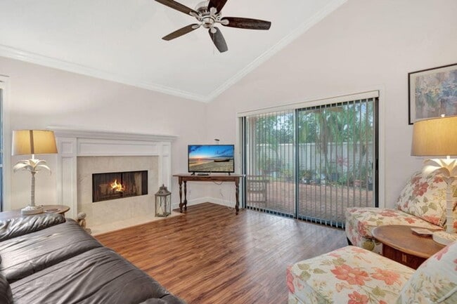 property at 12 Ironwood Way N