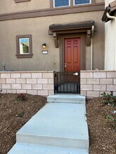 28019 Oakdale Dr in Temecula, CA - Building Photo - Building Photo