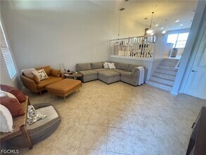 8663 Olinda Way in Ft. Myers, FL - Building Photo - Building Photo