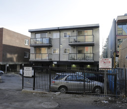 1715 13th St SW in Calgary, AB - Building Photo - Building Photo