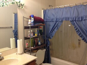 1220 Bradford Ridge Ln in Columbia, SC - Foto de edificio - Building Photo