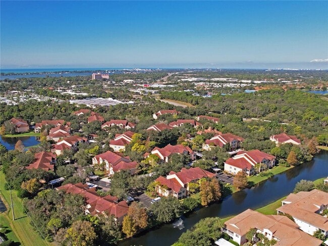 4118 Central Sarasota Pkwy in Sarasota, FL - Foto de edificio - Building Photo