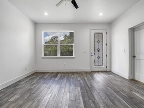 1320 N Highland St in Mount Dora, FL - Building Photo - Building Photo